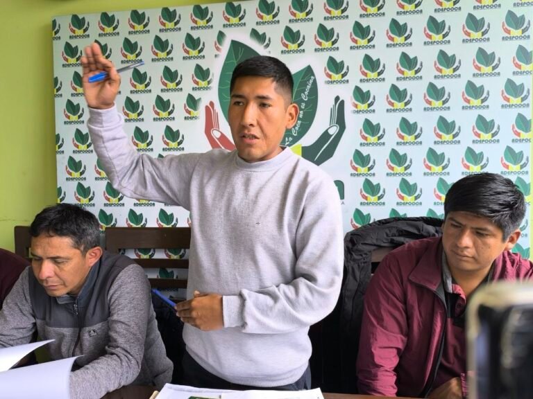 Adepcoca recorrerá las regionales para socializar su manual de funciones entre críticas y demandas de transparencia