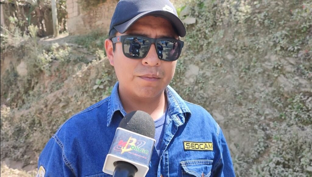 Alex Fernández, Director Departamental de Maquinarias del Servicio Departamental de Caminos (SEDCAM). (Foto: FmBolivia)